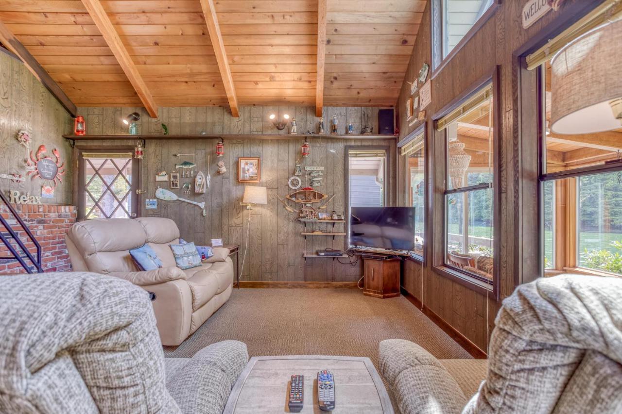 The Crabbing Cabin Lincoln Exterior foto